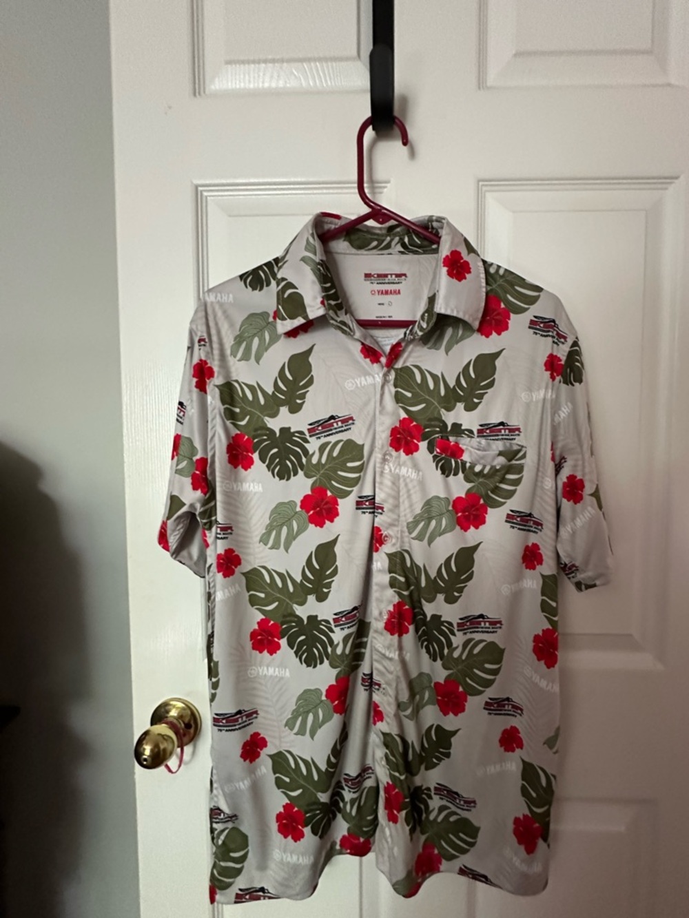 Yamaha | Skeeter | 75th Anniversary Hawaiian Shirt with Red and Green Print